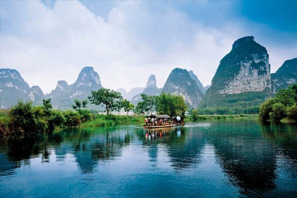 广西尊礼，领导与朋友们共聚一堂