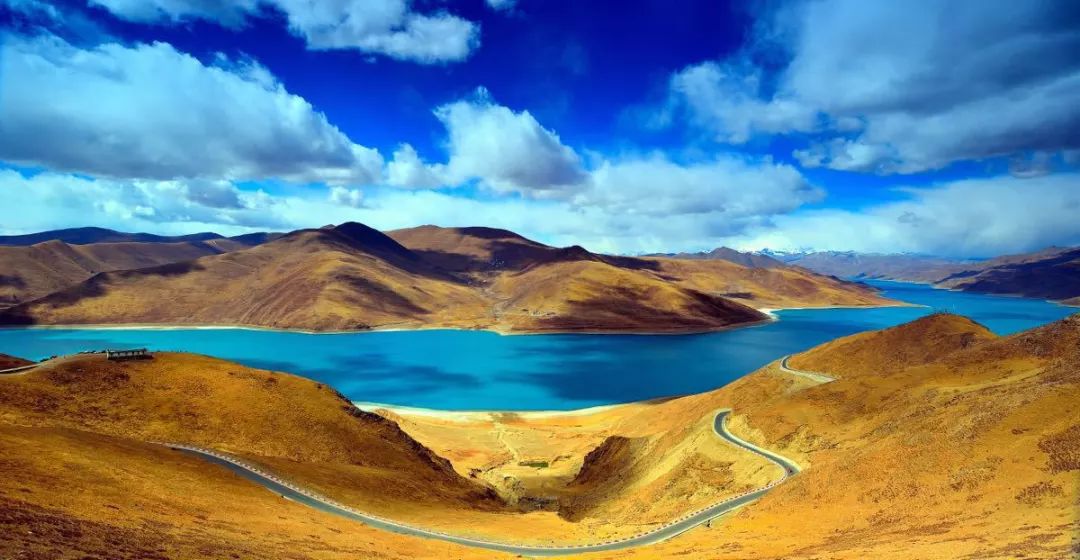 西藏，和平稳定与繁荣发展的中国典范